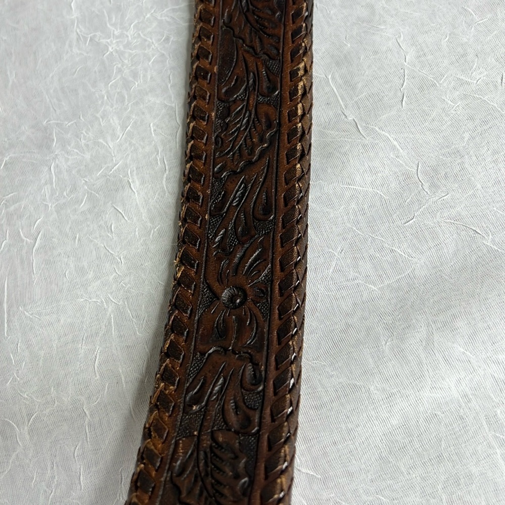 Appaloosa Hand Tooled Reversible Leather Belt Size 40 - Picture 12 of 12